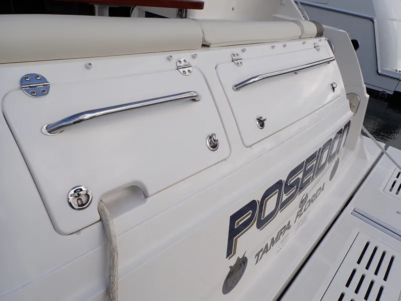 Slide: The Image of Sea Ray 510 Fly 2015 - 51