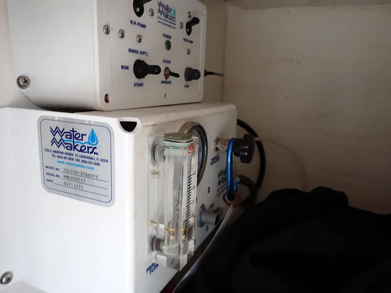 Slide: The Image of Sea Ray 510 Fly 2015 - 78