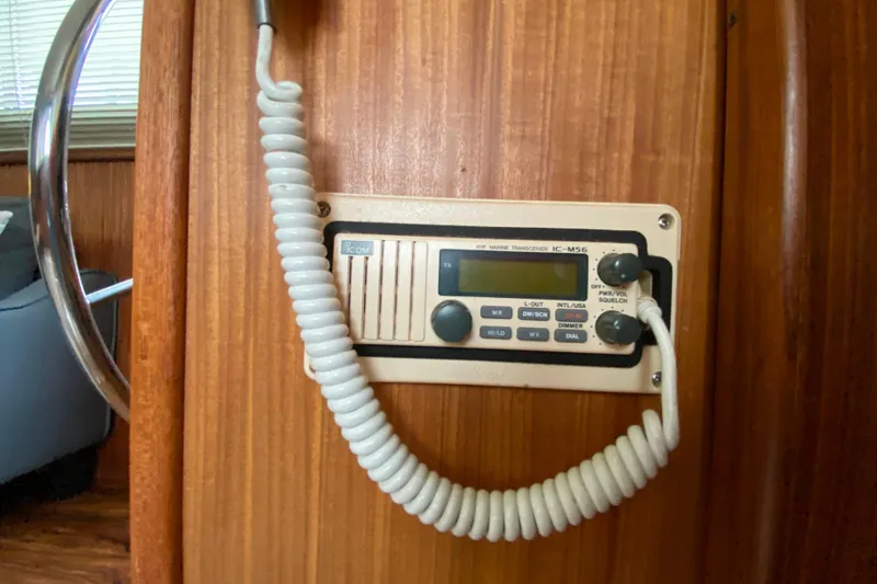 Slide: The Image of VHF marine transceiver IC-M56 on 1988 Hatteras 40 Double Cabin yacht interior. - 36