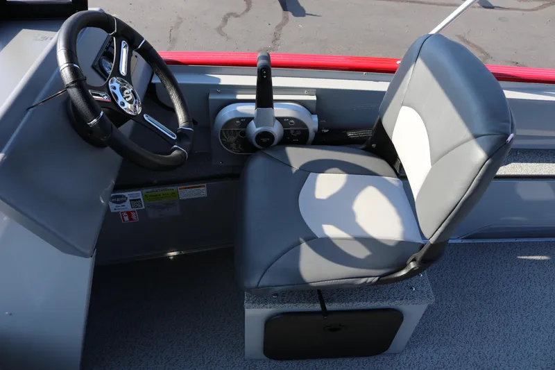 Slide: The Image of Captain's seat and steering wheel of 2026 Smoker Caft Pro Tracer 162 boat. - 9