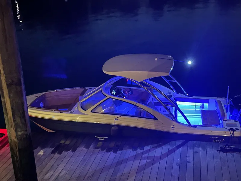 Slide: The Image of Scout 240 Dorado 2022 - 4