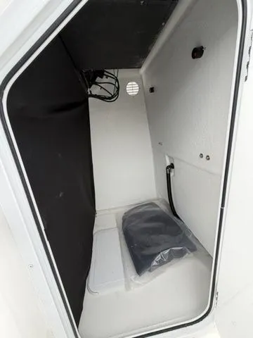 Slide: The Image of Bay Rider 2460FS 2026 - 10