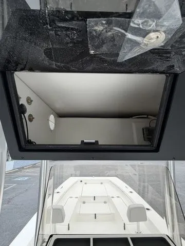 Slide: The Image of Bay Rider 2460FS 2026 - 14