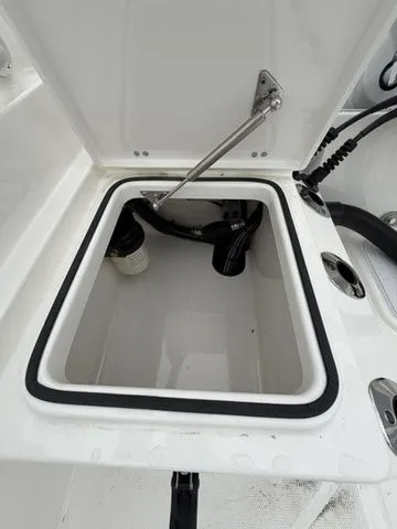 Slide: The Image of Bay Rider 2460FS 2026 - 20