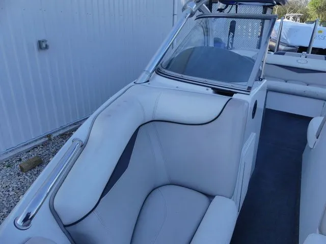 Slide: The Image of Tigé 20V 2008 - 11