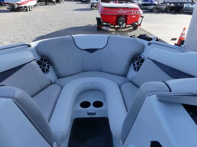 Slide: The Image of Tigé 20V 2008 - 12