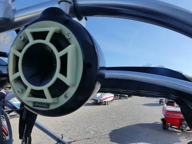 Slide: The Image of Tigé 20V 2008 - 15