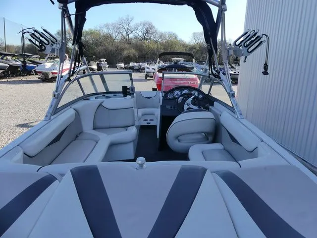 Slide: The Image of Tigé 20V 2008 - 9