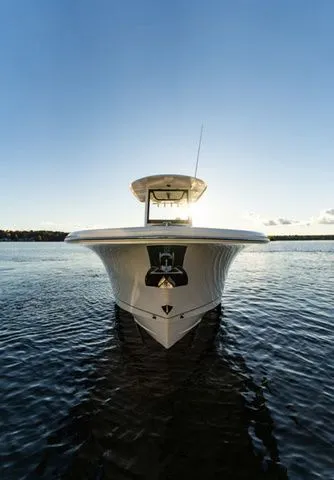 Slide: The Image of Sea Hunt Ultra 275 FS 2026 - 6