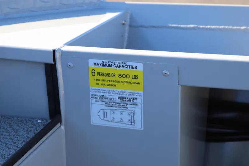 Slide: The Image of 2026 Smoker Craft Pro Sportsman 1660 capacity label, 6 persons or 800 lbs, 70 HP motor. - 10