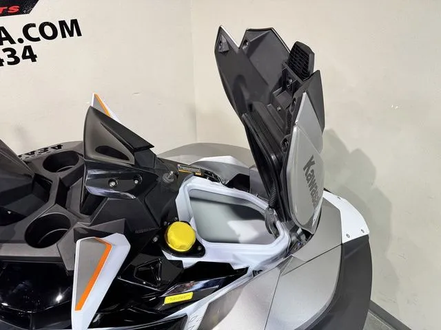 Slide: The Image of Kawasaki Jet Ski Ultra 160 2026 - 15