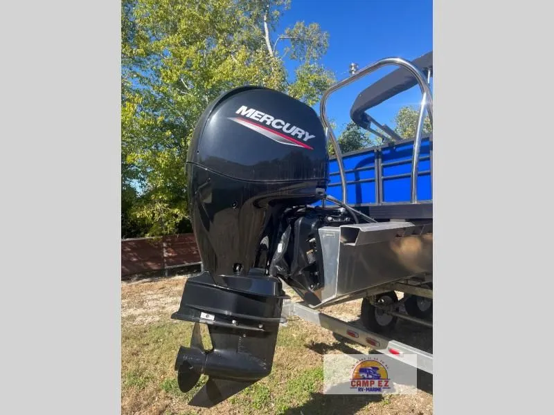 Slide: The Image of LIMITED LOUNGE TRITOON P24 2024 - 11