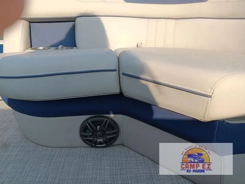 Slide: The Image of 200 Series S224FCR 2025 - 15