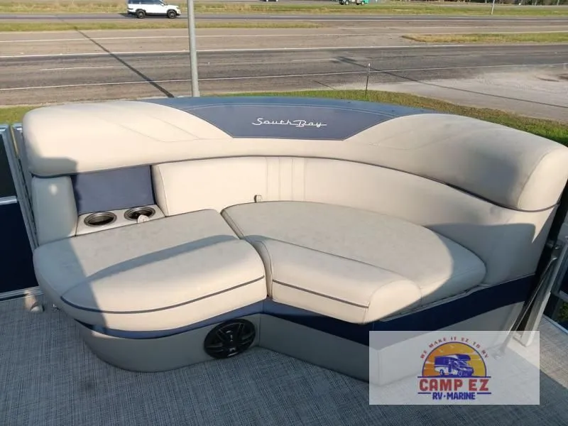 Slide: The Image of 200 Series S224FCR 2025 - 6