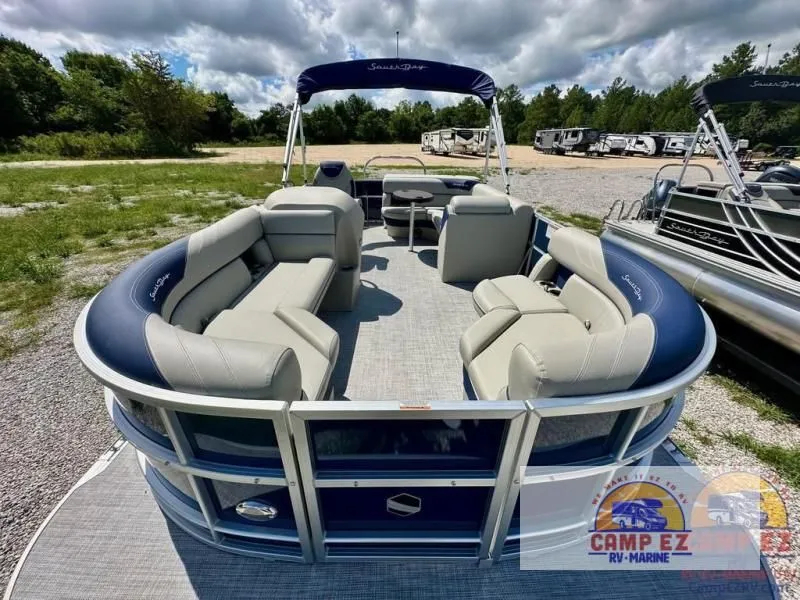 Slide: The Image of LE Series 220CR 2025 - 10