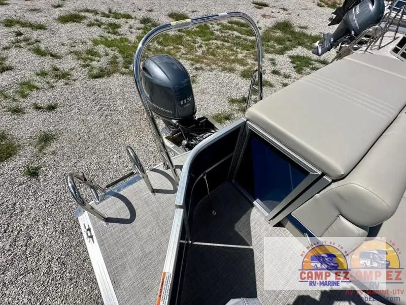 Slide: The Image of LE Series 220CR 2025 - 14