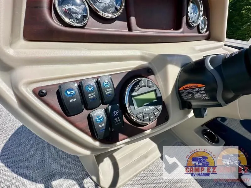 Slide: The Image of LE Series 220CR 2025 - 18