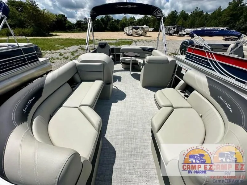 Slide: The Image of LE Series 220CR 2025 - 10