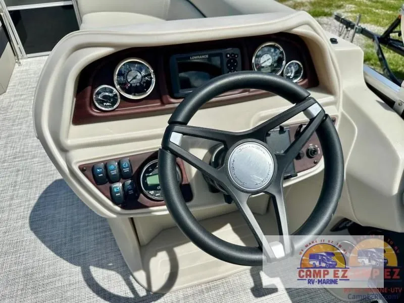 Slide: The Image of LE Series 220CR 2025 - 19