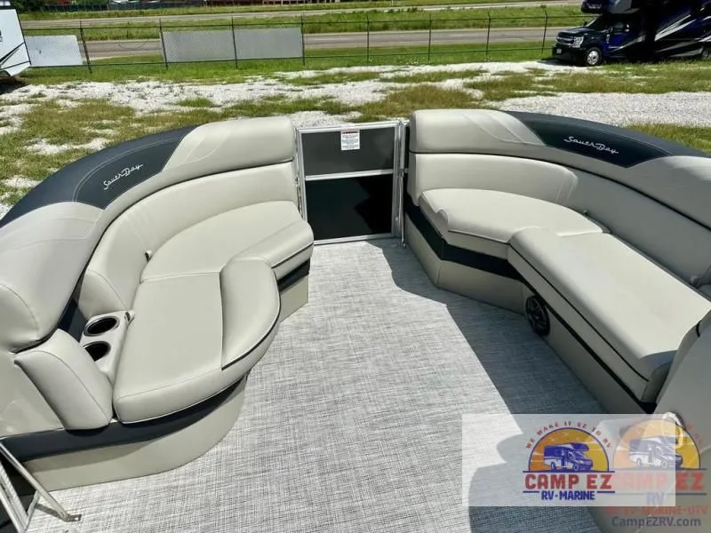 Slide: The Image of LE Series 220CR 2025 - 24