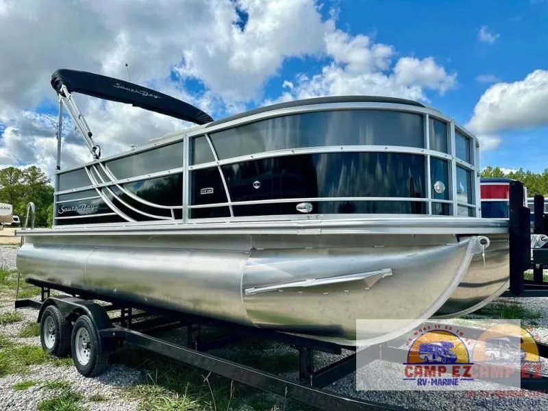 Slide: The Image of LE Series 220CR 2025 - 4