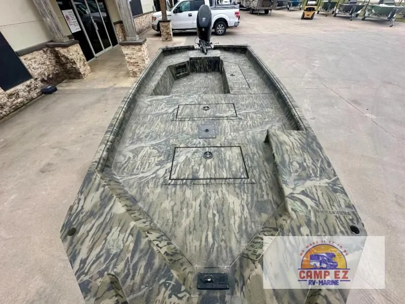 Slide: The Image of SeaArk XPRO 2026 - 9