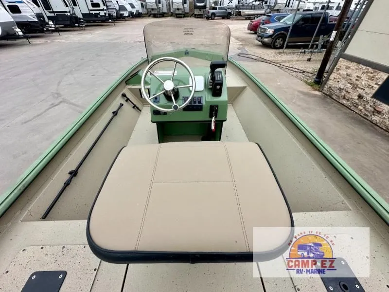 Slide: The Image of SeaArk 18T CC 2026 - 14