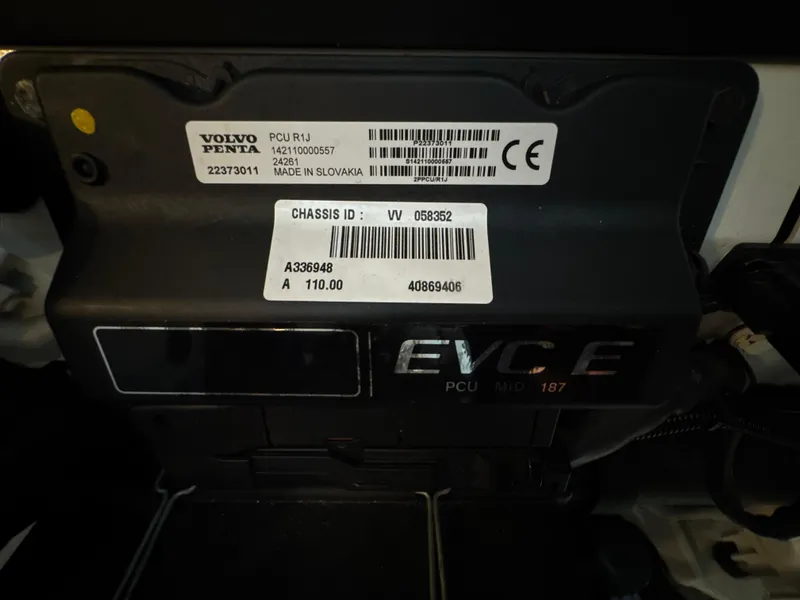 Slide: The Image of Cruisers 48 Cantius 2016 - 106