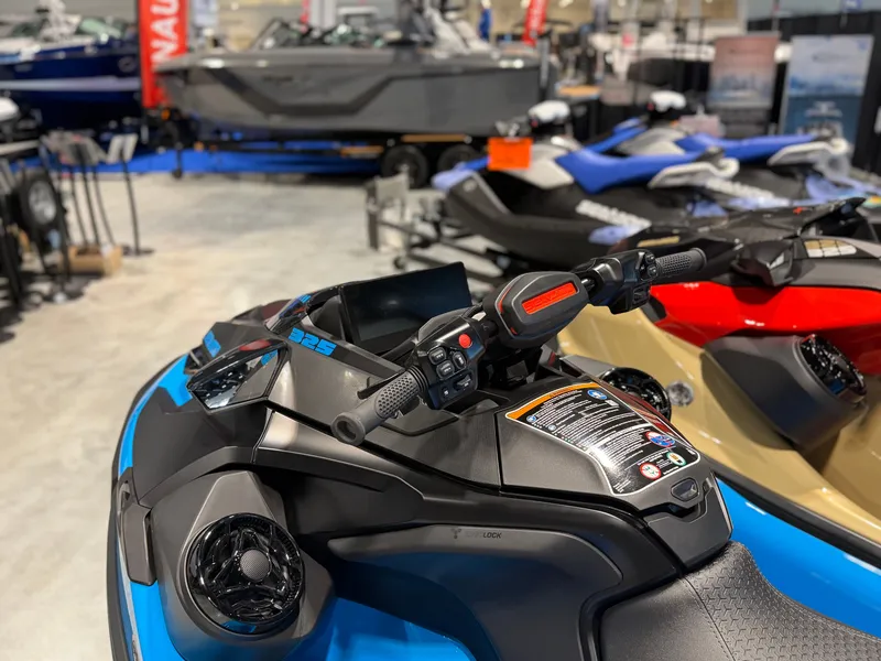 Slide: The Image of Sea-Doo RXT-X 325 Tech Package 2026 - 5