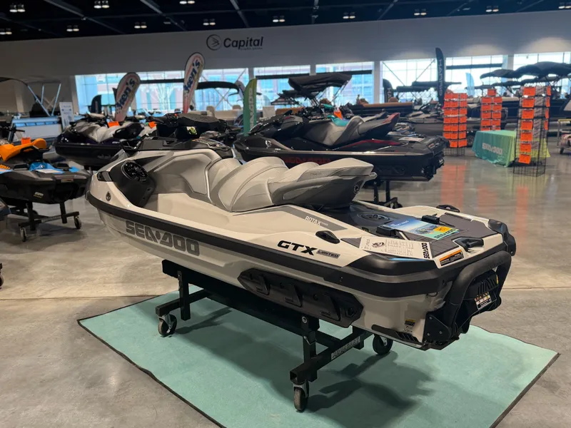 Slide: The Image of Sea-Doo GTX Limited 325 2026 - 4