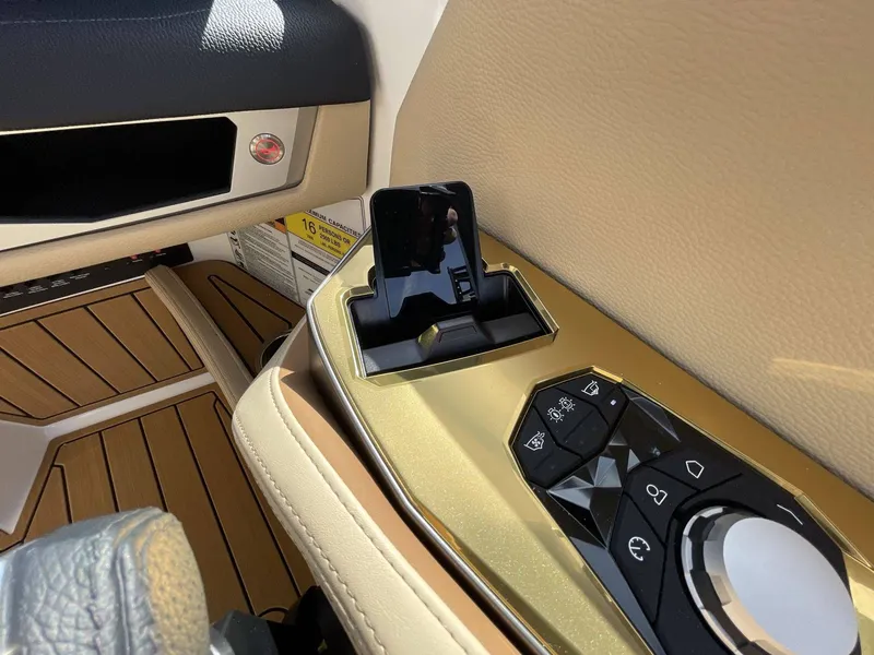 Slide: The Image of Nautique G23 2026 - 18