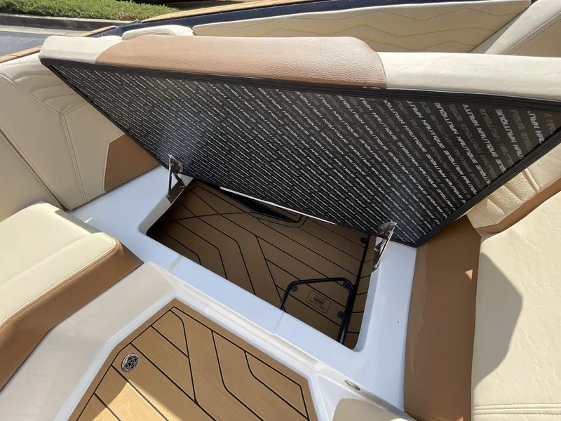 Slide: The Image of Nautique G23 2026 - 33