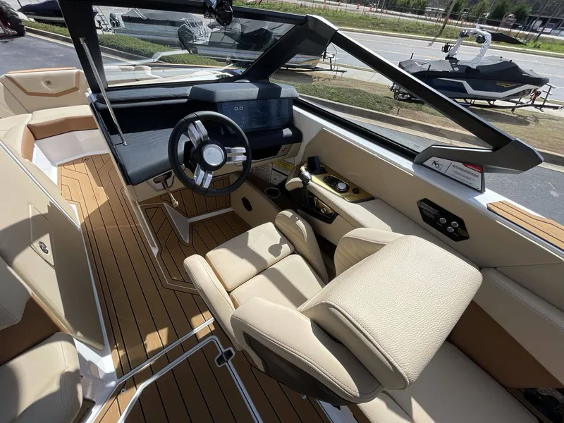 Slide: The Image of Nautique G23 2026 - 9