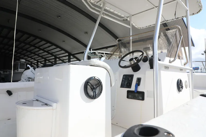 Slide: The Image of Cape Craft 21CC 2002 - 4