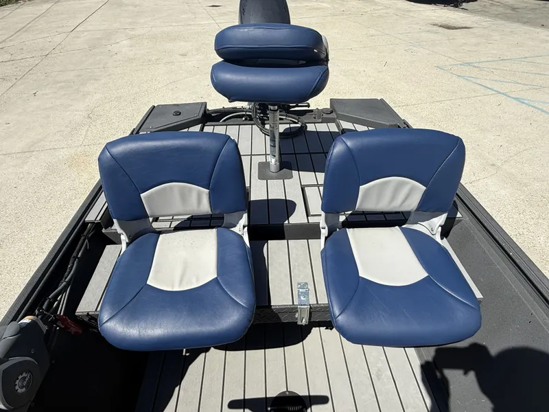 Slide: The Image of Duracraft 16 SC 1996 - 7