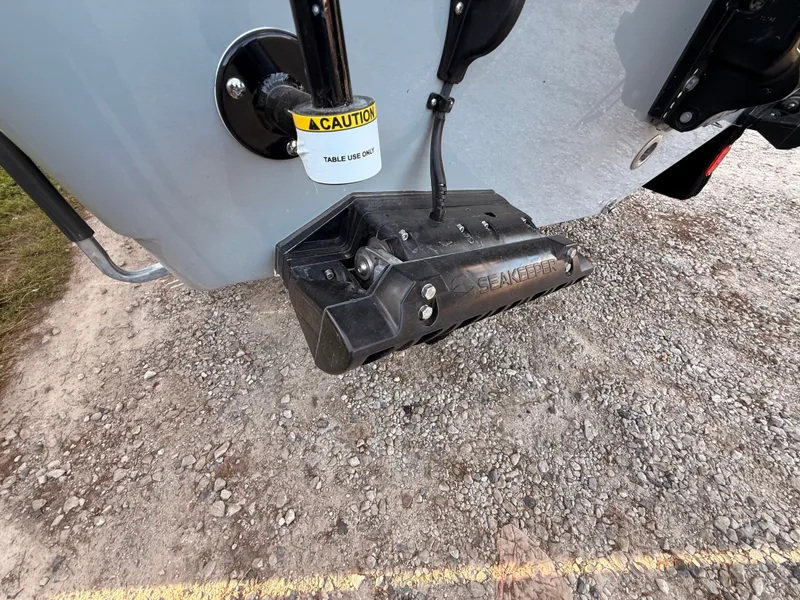 Slide: The Image of Sea Pro 225FLX Sandbar 2026 - 16