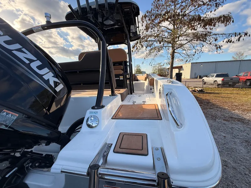 Slide: The Image of Sea Pro 225FLX Sandbar 2026 - 19