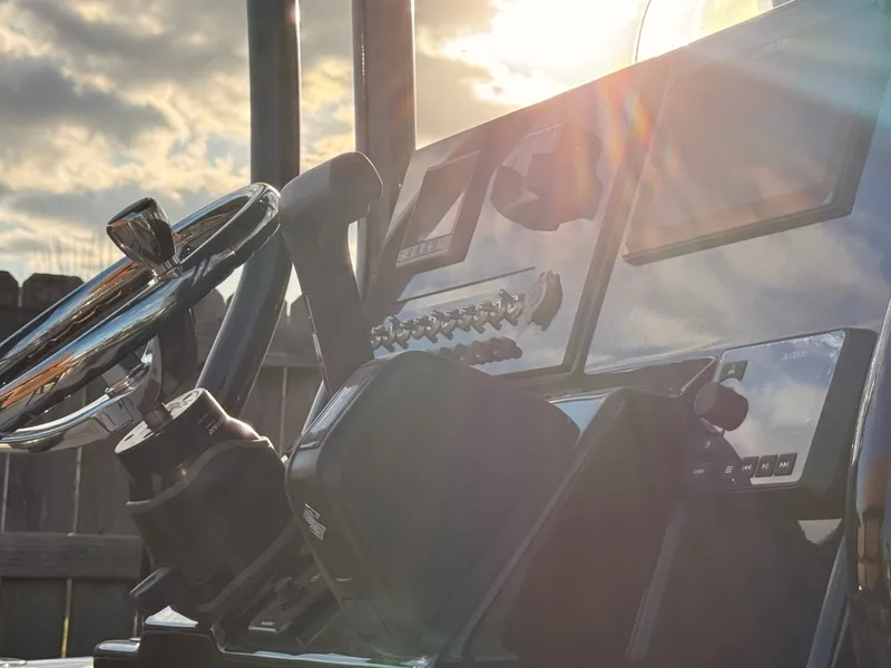 Slide: The Image of Sea Pro 225FLX Sandbar 2026 - 24