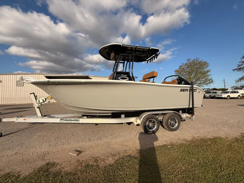 Slide: The Image of Sea Pro 225FLX Sandbar 2026 - 6