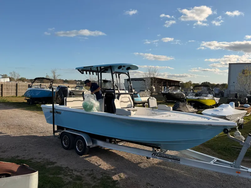 Slide: The Image of Sea Pro 250 Bay 2025 - 13