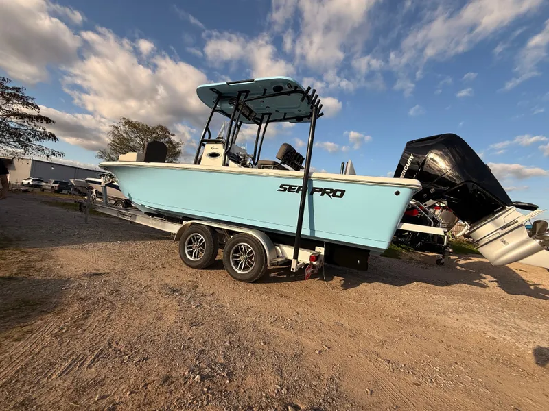 Slide: The Image of Sea Pro 250 Bay 2025 - 16