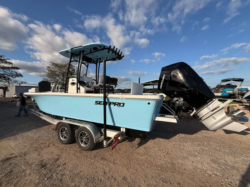 Slide: The Image of Sea Pro 250 Bay 2025 - 19