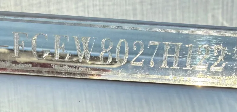 Slide: The Image of Cobalt R8 Surf 2022 - 16