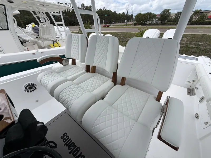 Slide: The Image of Everglades 335 Center Console 2026 - 23