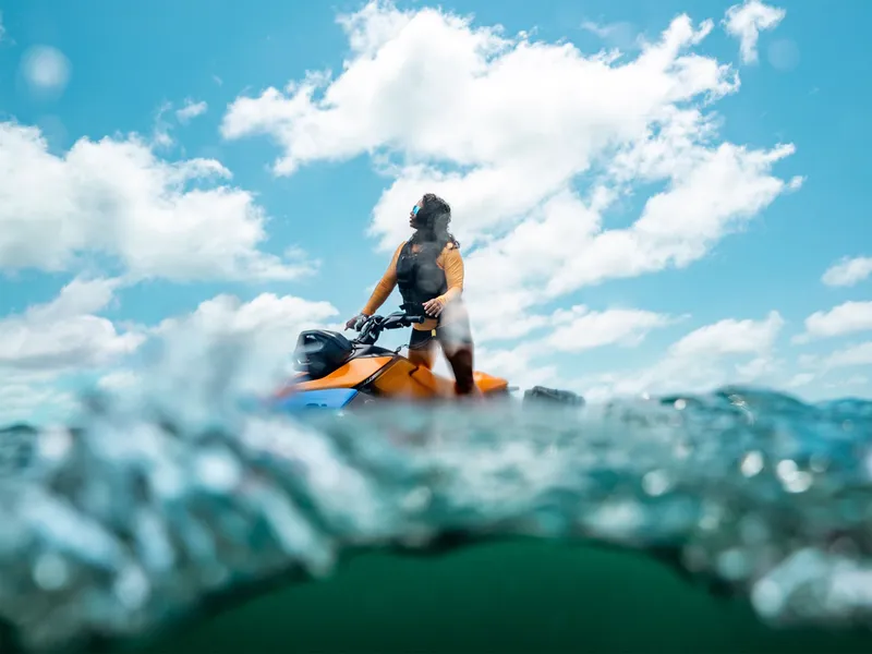 Slide: The Image of Sea-Doo Spark Trixx for 1 iBR and Audio in option 2026 - 10