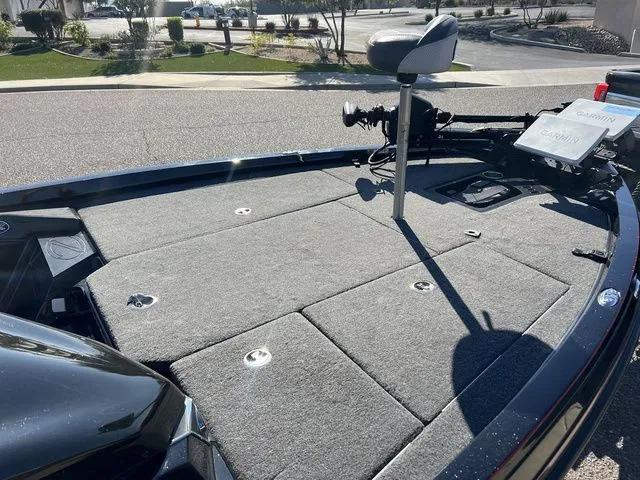 Slide: The Image of Ranger Z518 2023 - 6