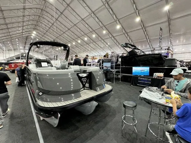 Slide: The Image of Paradigm Boats 27SST 2025 - 10