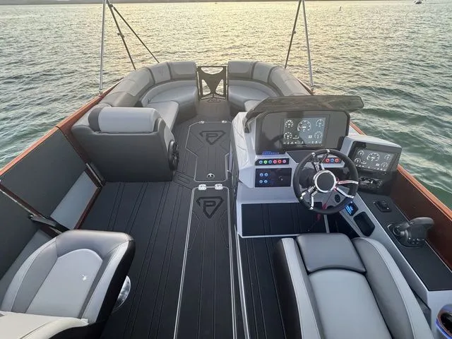 Slide: The Image of Paradigm 236 Surf SL 2026 - 13