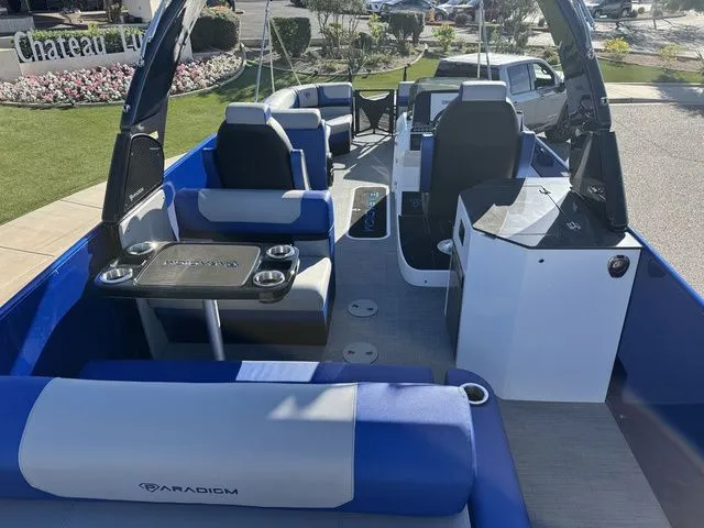 Slide: The Image of Paradigm Boats 25SS 2026 - 16