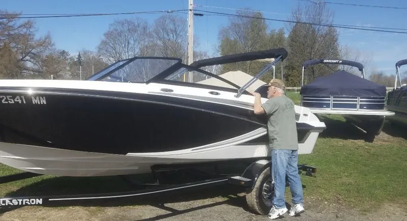 Slide: The Image of Glastron GT 180 XL 2018 - 2